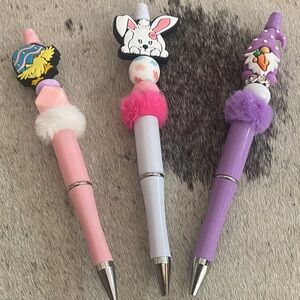 Fluffy Pom-Pom Easter Ballpoint Pens — Pink, White, Purple